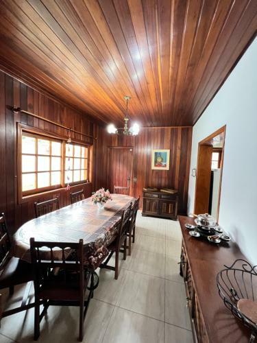 Casa Super Espa�osa Com Lareira Para Ate 12 Pessoas!