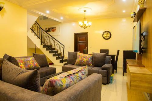Sterling Falls Apartments