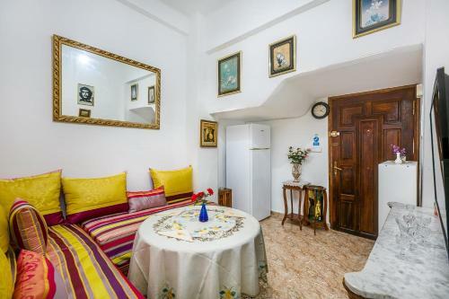Velasquez Apartment