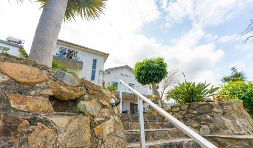Hostal Aestas Bed And Breakfast