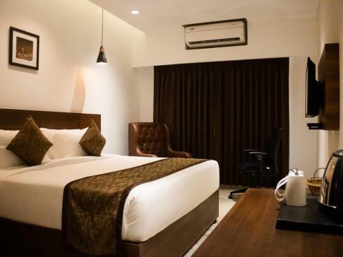 The Runway Hotel