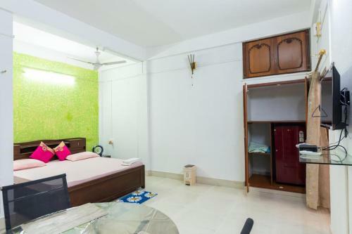 Trinayan Guest House