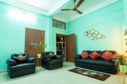 Trinayan Guest House