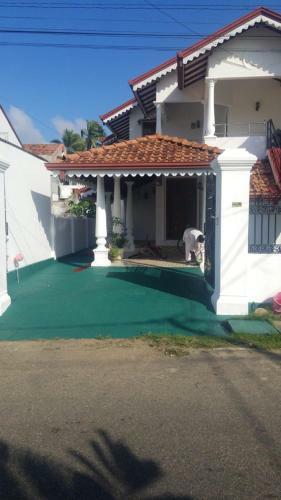 3 Bed 3 Bath Entire Luxury House In Negombo