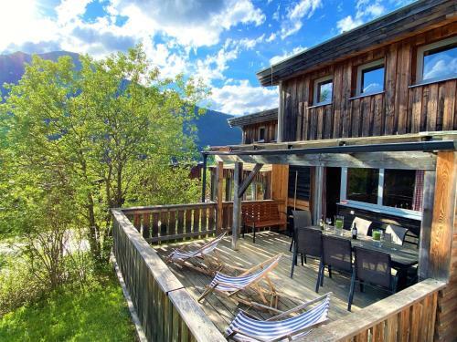 Uriges Chalet Auf �ber 1250m +dampfbad +netflix!