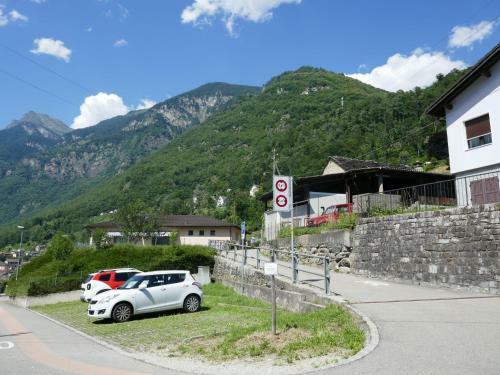 Holiday Home Rustico Casa Laura
