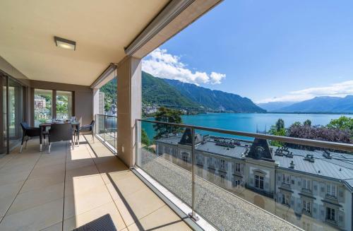 Montreux Center Panoramic Views 4bd Apartment