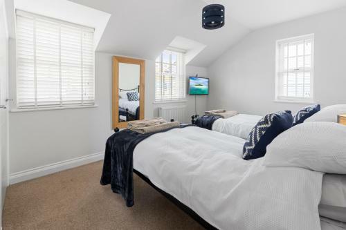 A Modern And Cosy Apartment Just Yards From Brixham?s Bustling Harbourside