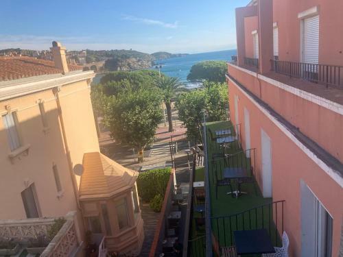 Hotel H�tel Olmo