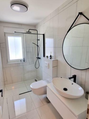 Luxury Boksok Apartment Near The Center