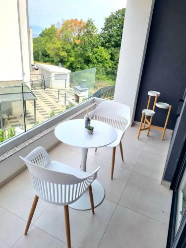Luxury Boksok Apartment Near The Center