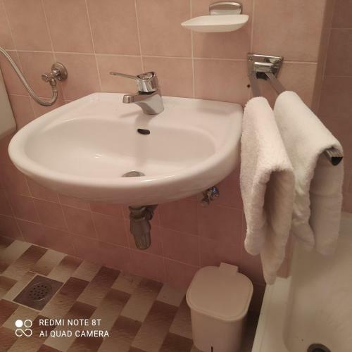 Hostal Sobe Pelje?ac