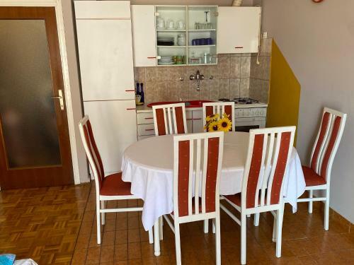 Apartment Miragge