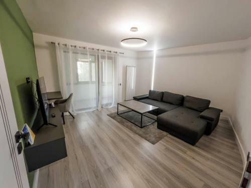 Olive Apartment