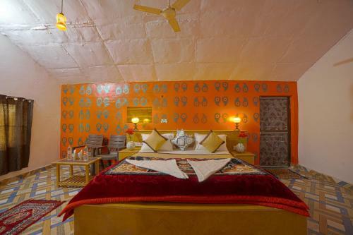 Chotu Maharaj Desert Camp