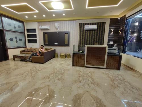 Hotel Sparsh Canopy Resort