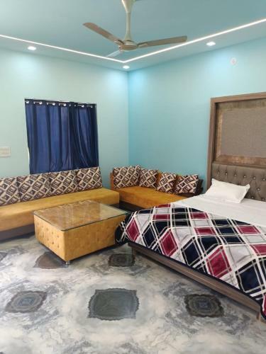 Hotel Sparsh Canopy Resort
