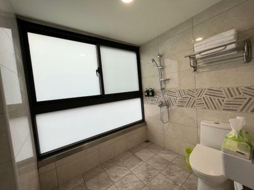 Fengyuan Green Self B&B