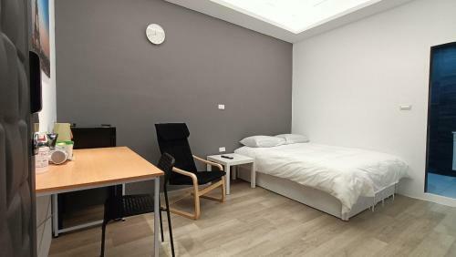 Fengyuan Green Self B&B