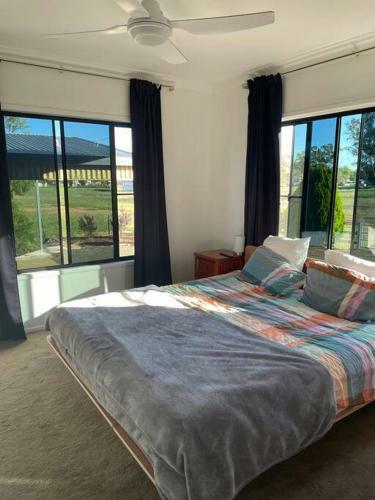 Beautiful Outback 2 Bedroom Home