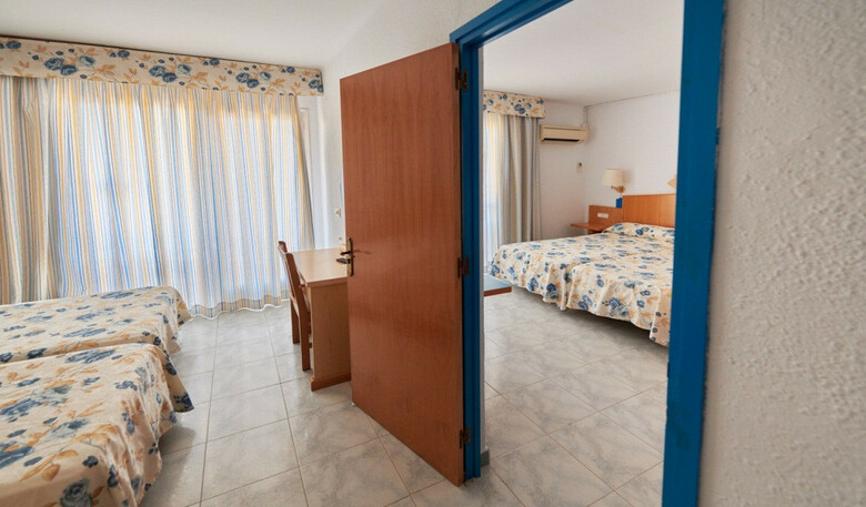Hotel Checkin Blanes