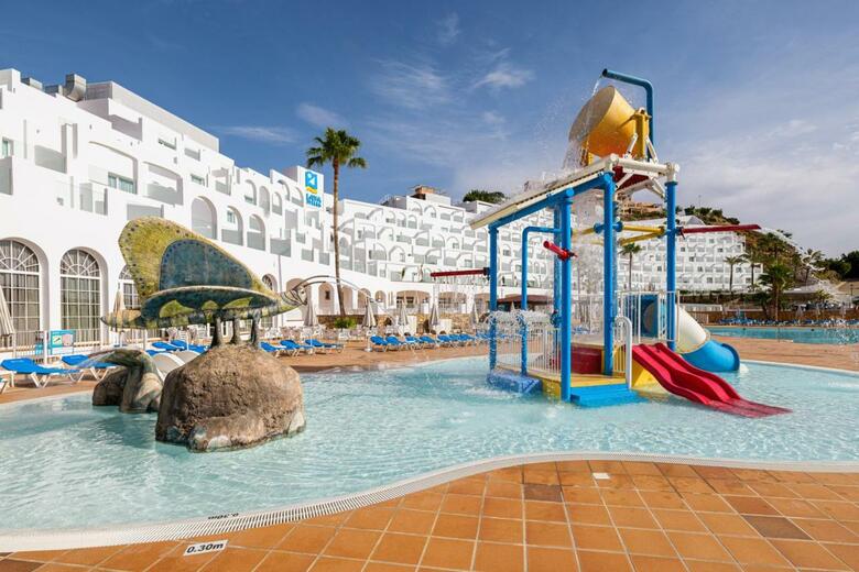Hotel Playamoj�car