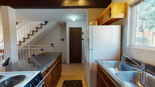 Mammoth View Villas