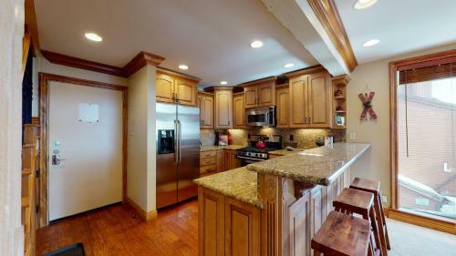 Nice Condo In A Resort Like Complex With Mtn Views, Pool And Tennis!