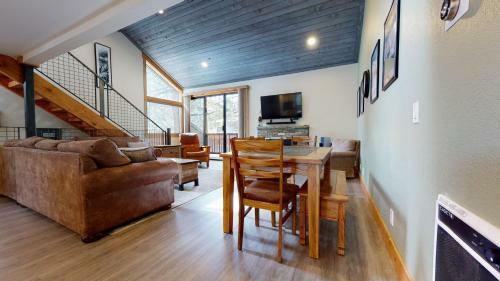 Mammoth Sierra Townhome