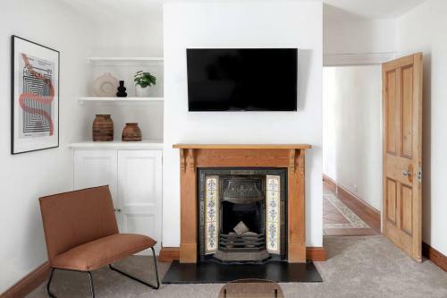 Relax In Stunning Apartment In Leafy Victorian Area