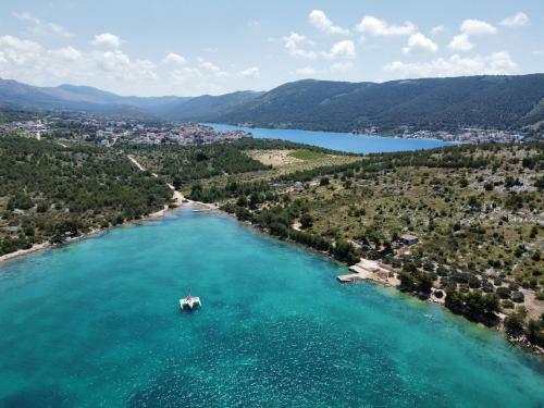 Irene Bed & Breakfast Tisno