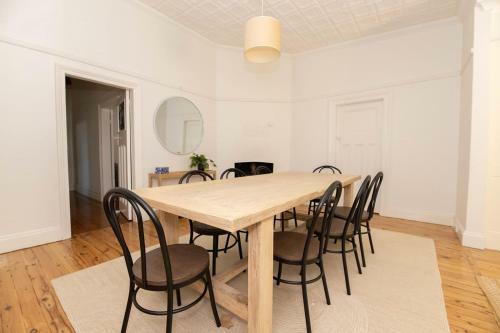 Sweet Summer Spacious Cottage In Cbd Cook Park