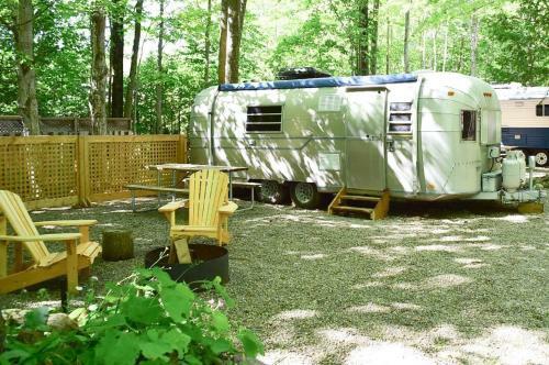 Grotto Getaway