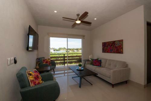Los Azulejos 5d 3 Br By Casago