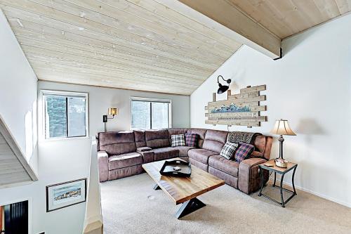 Falcon Point Pines