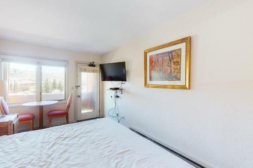 Silvercreek Suite 526