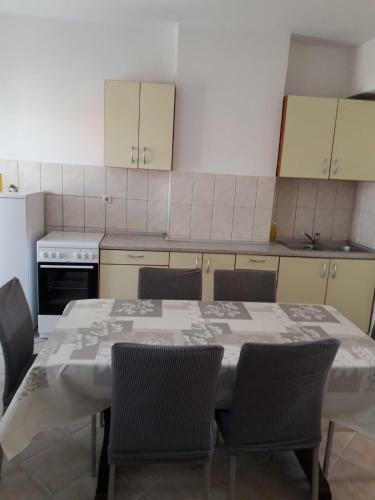 Apartments Daniel ?usti?