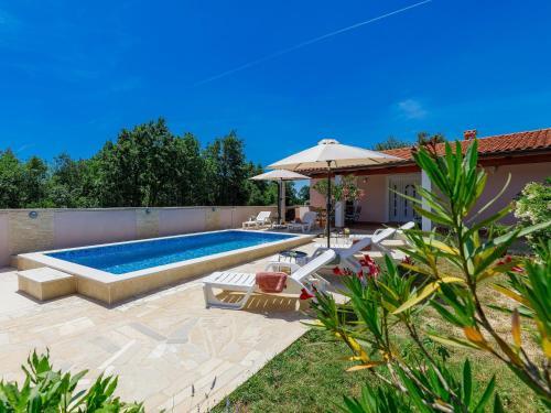 Holiday Home Maslina