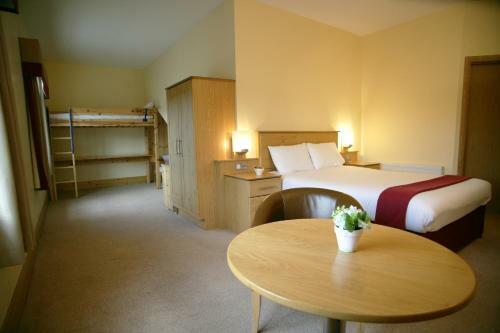 County Arms Hotel Birr