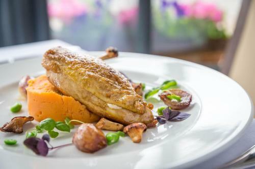 County Arms Hotel Birr