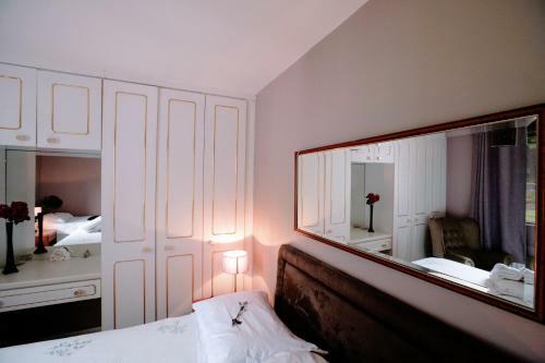 Abbey View Bed & Breakfast