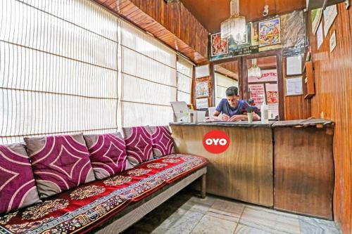 Hotel Oyo 91532 Hema Holiday Home