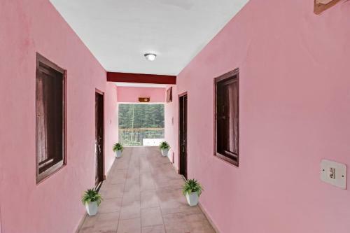 Hotel Oyo 91532 Hema Holiday Home