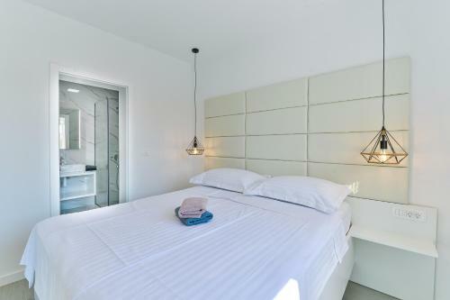 Apartamento Villa Div With Pool