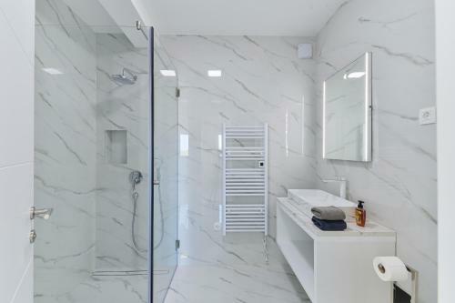 Apartamento Villa Div With Pool