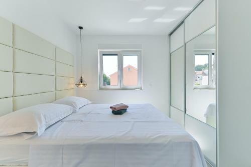 Apartamento Villa Div With Pool