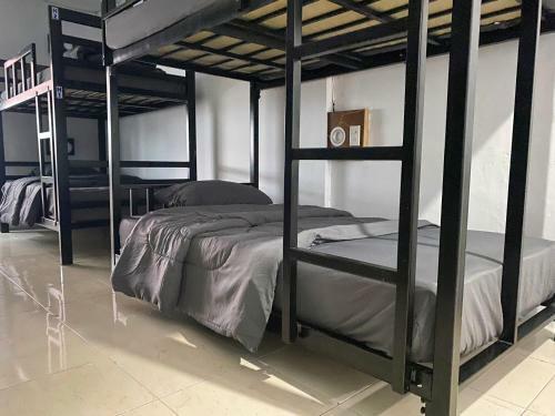 Albergue Phi Phi Little Hub