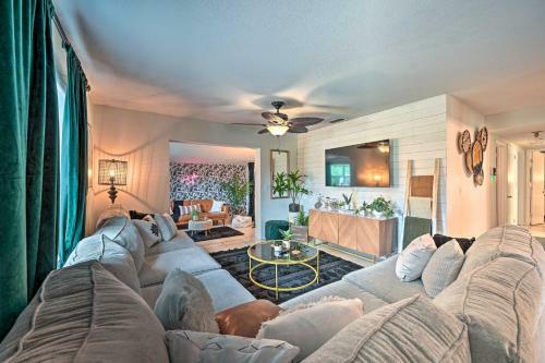 Idyllic Brandon Home With Fenced Yard And Patio!