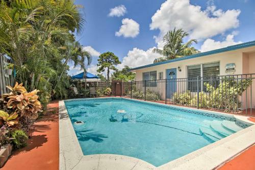 Apartamento Tropical Apt With Patio, Mins To The Beaches!