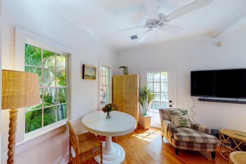 Gecko Lane Hideaway